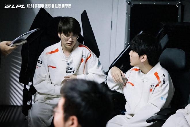 新生代的阿 新生代的阿